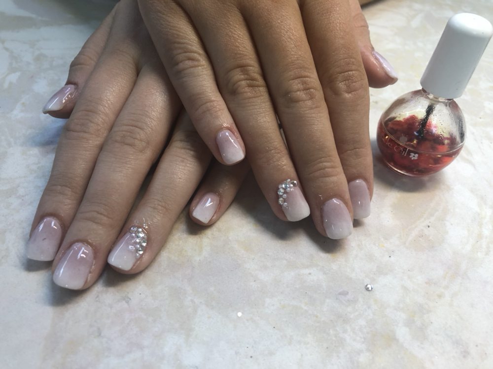 T & T Nails in Monaca, PA (5)