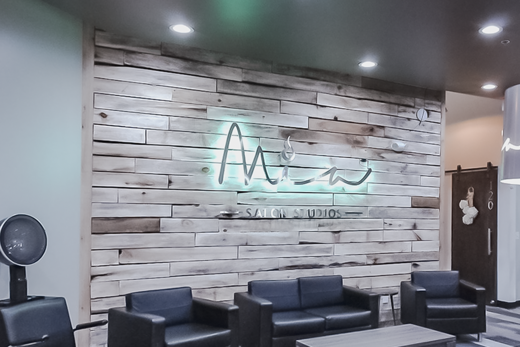 Mia Salon Studios North Olmsted in North Olmsted, OH (2)