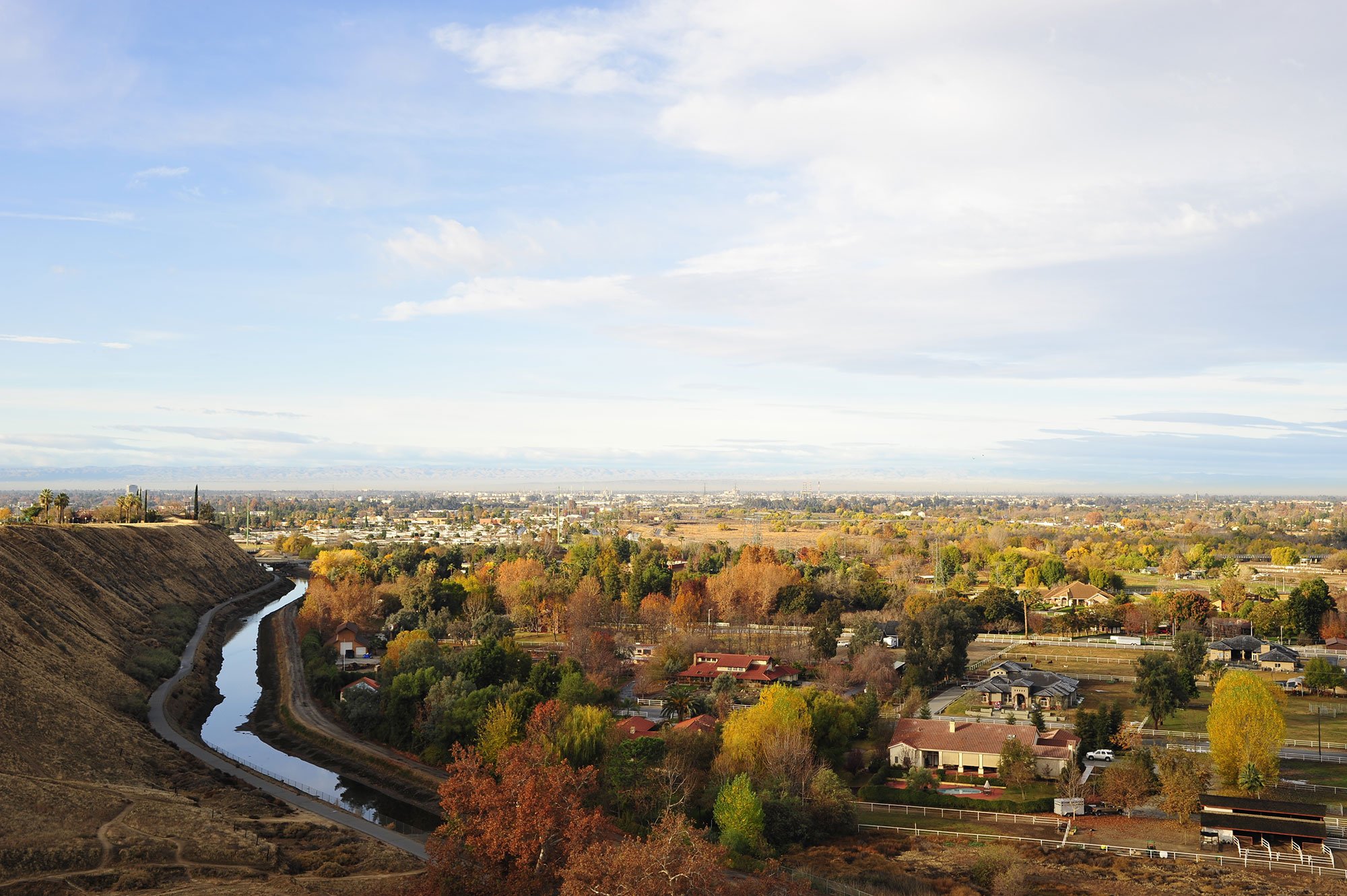 Ernesto Osuna Bakersfield Realtor in Bakersfield, CA (3)