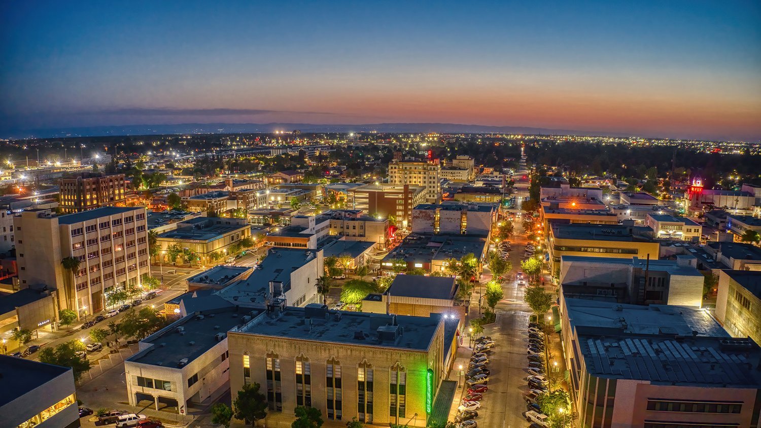 Ernesto Osuna Bakersfield Realtor in Bakersfield, CA (4)