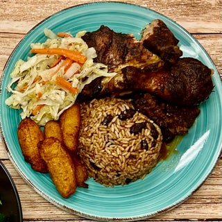 Lucian's Caribbean Grill in Houston, TX (2)