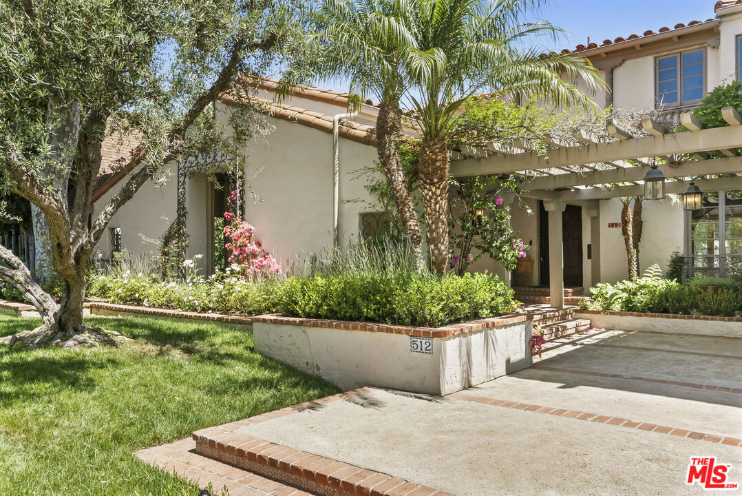Susan Smith Realty in Beverly Hills, CA (2)