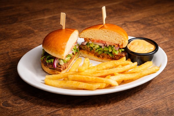 Social 24 bar & grill in Shelby Township, MI (4)