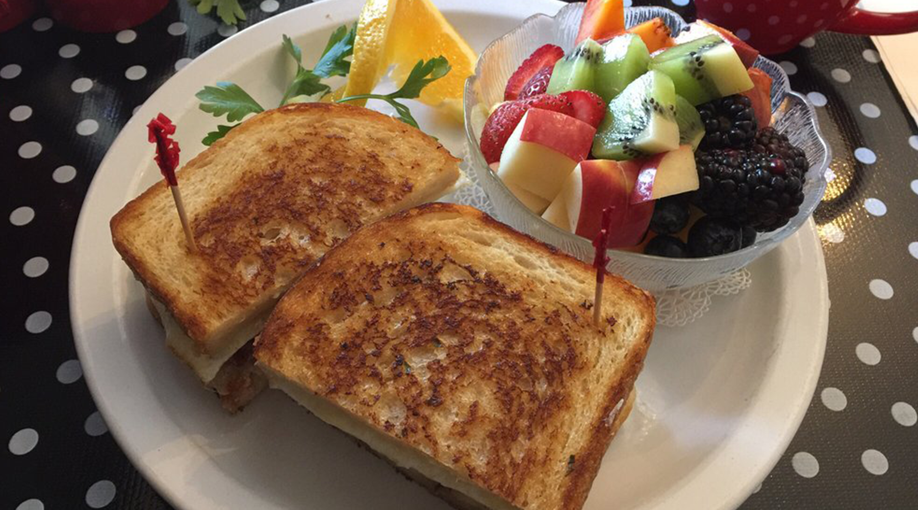 Trendy's Restaurant in Redding, CA (6)