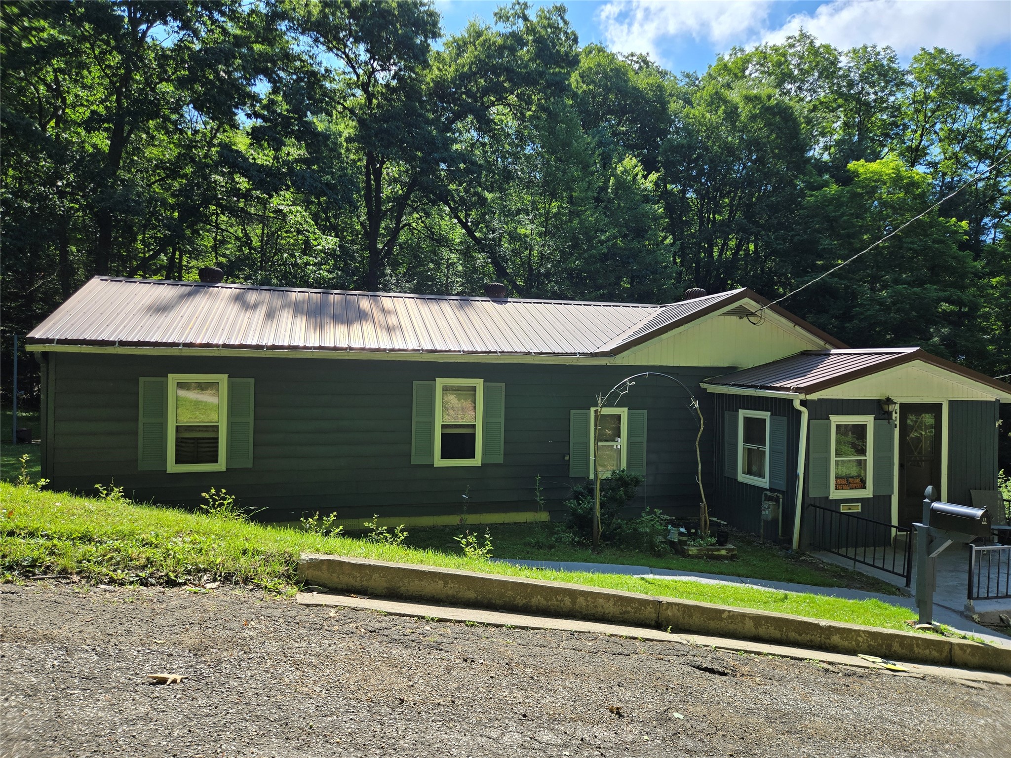 Sander Land & Home Realty in Corry, PA (2)