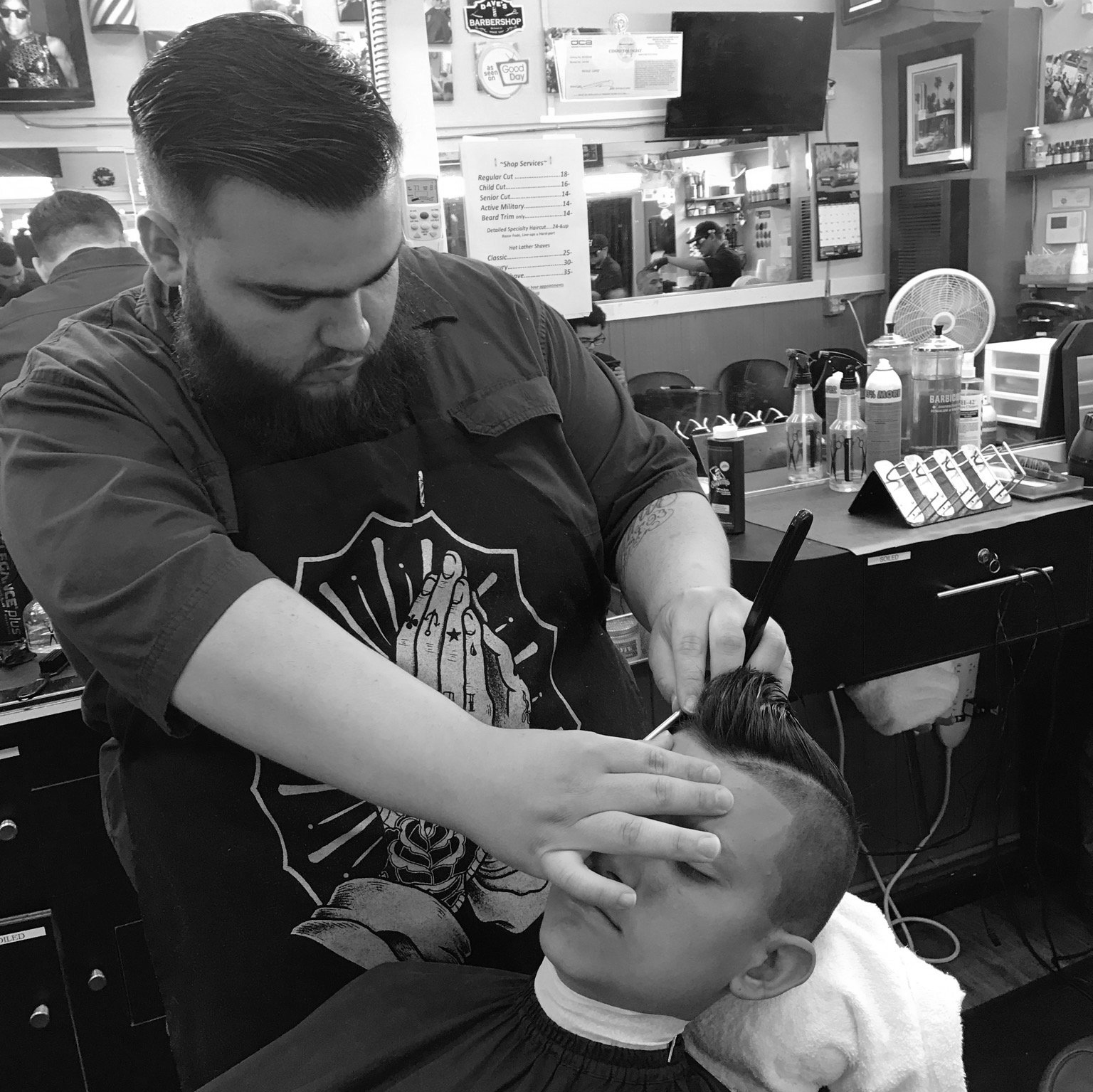 Dave’s Barbershop in Elk Grove, CA