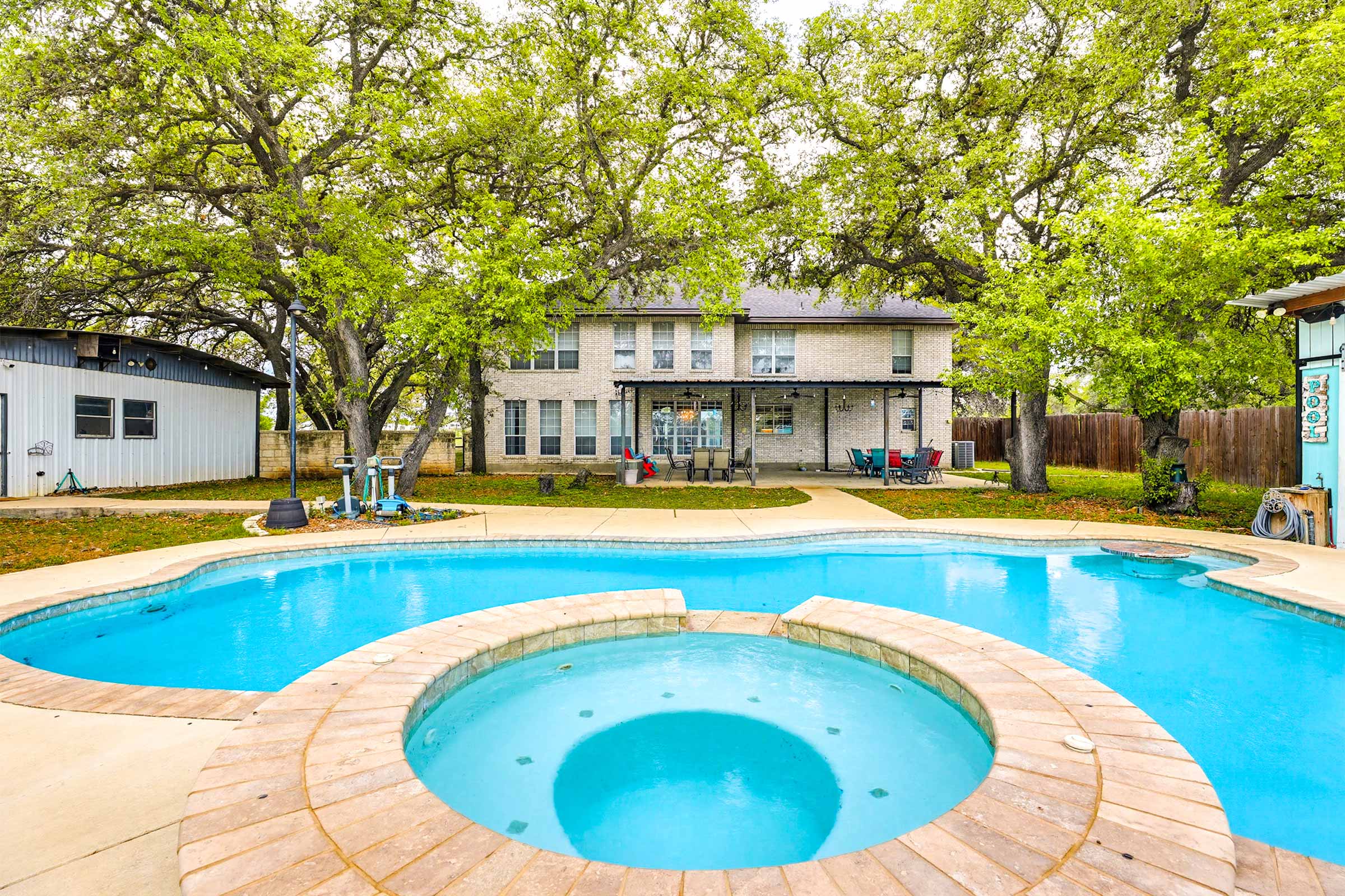 Fulmer Realty LLC in La Vernia, TX