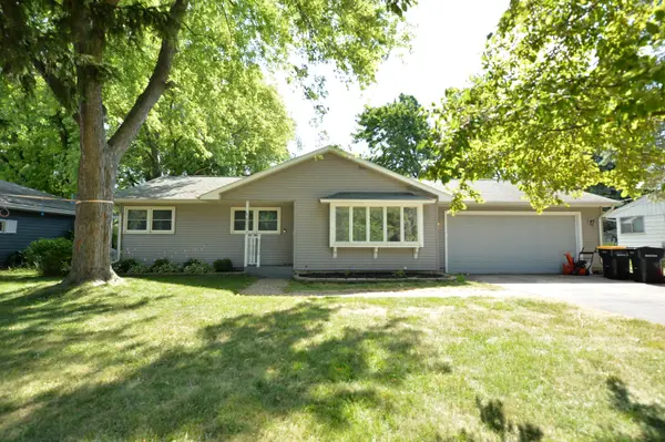 Alexis Hirsig, REALTOR® – Milwaukee Real Estate Agent | The Powerhouse Partners at REAL Broker, LLC in Milwaukee, WI