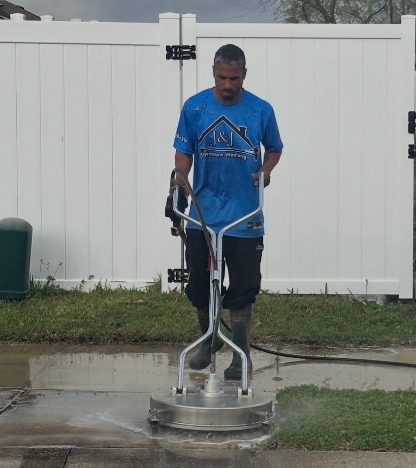J & J Pressure Washing LLC in Bronson, FL (3)