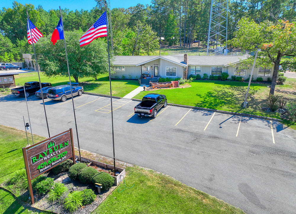 Rayburn Realty, Inc in Brookeland, TX