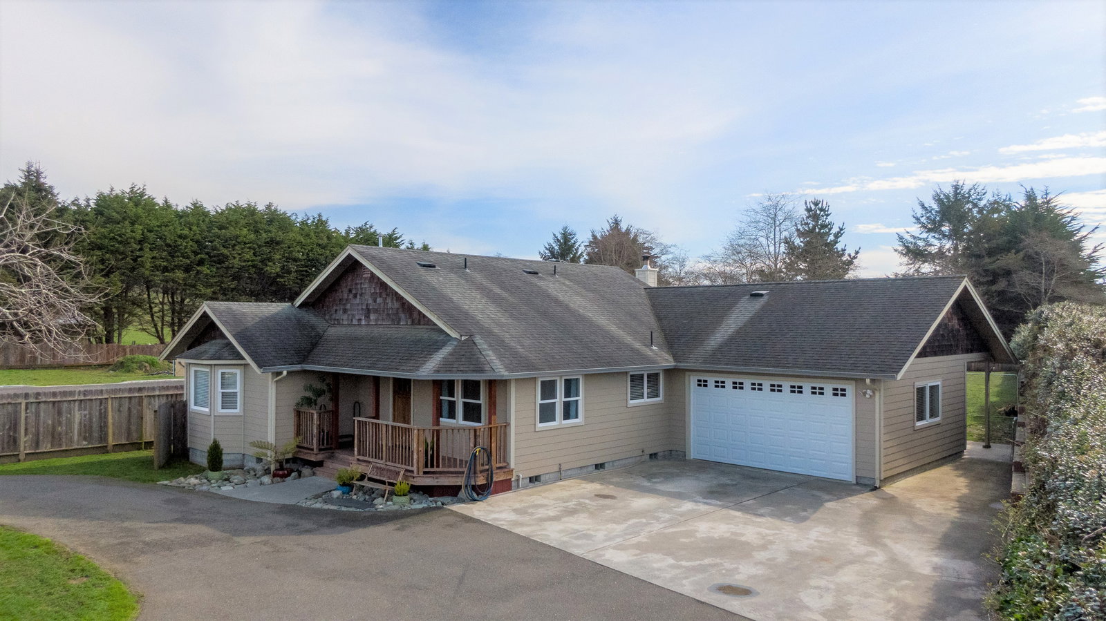 Hannah Winans - Trillium Realty Group, Inc.(DRE #02202719)) in McKinleyville, CA (3)