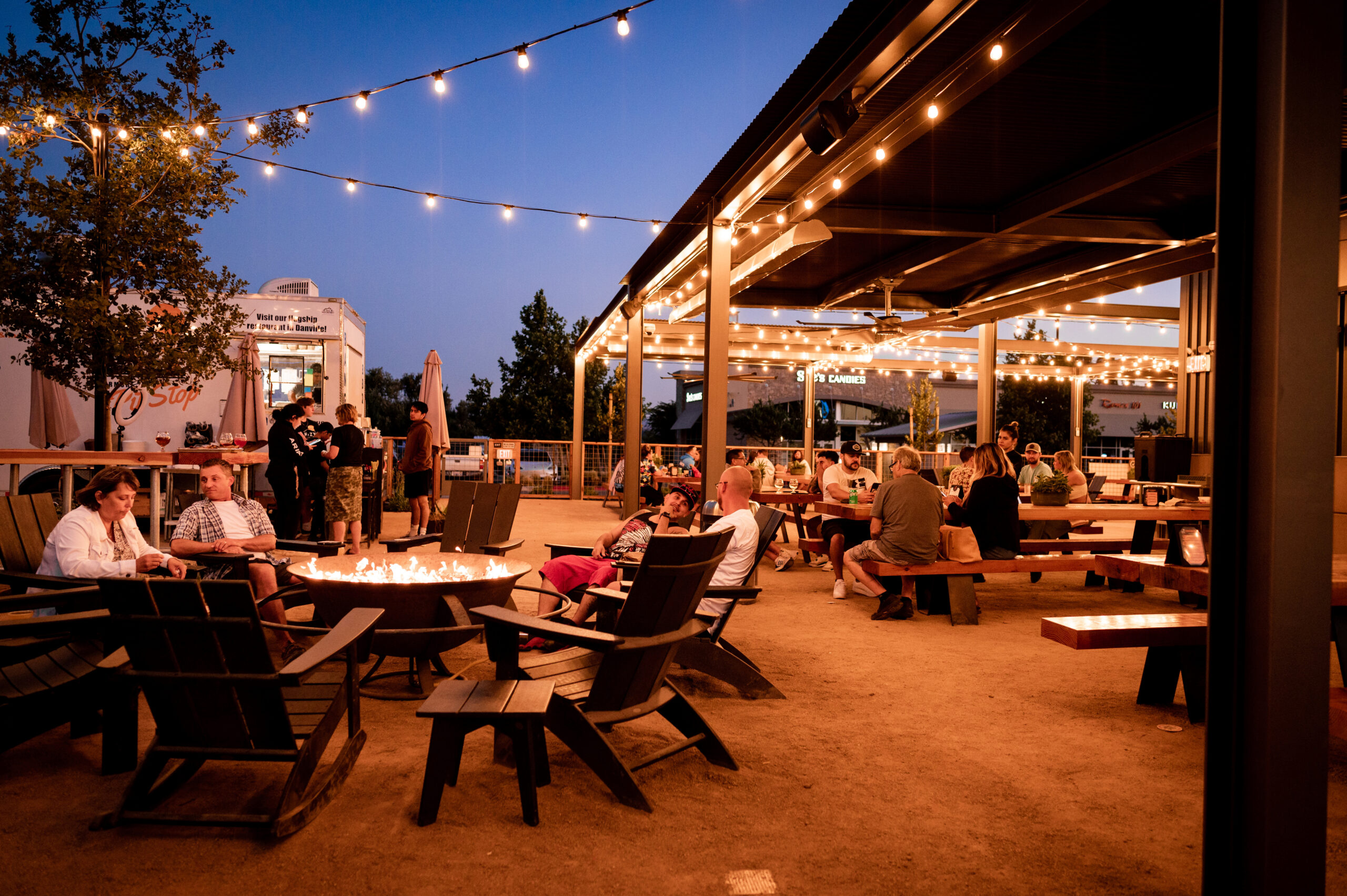 Dust Bowl Brewing Co. Tap Depot in Monterey, CA (2)