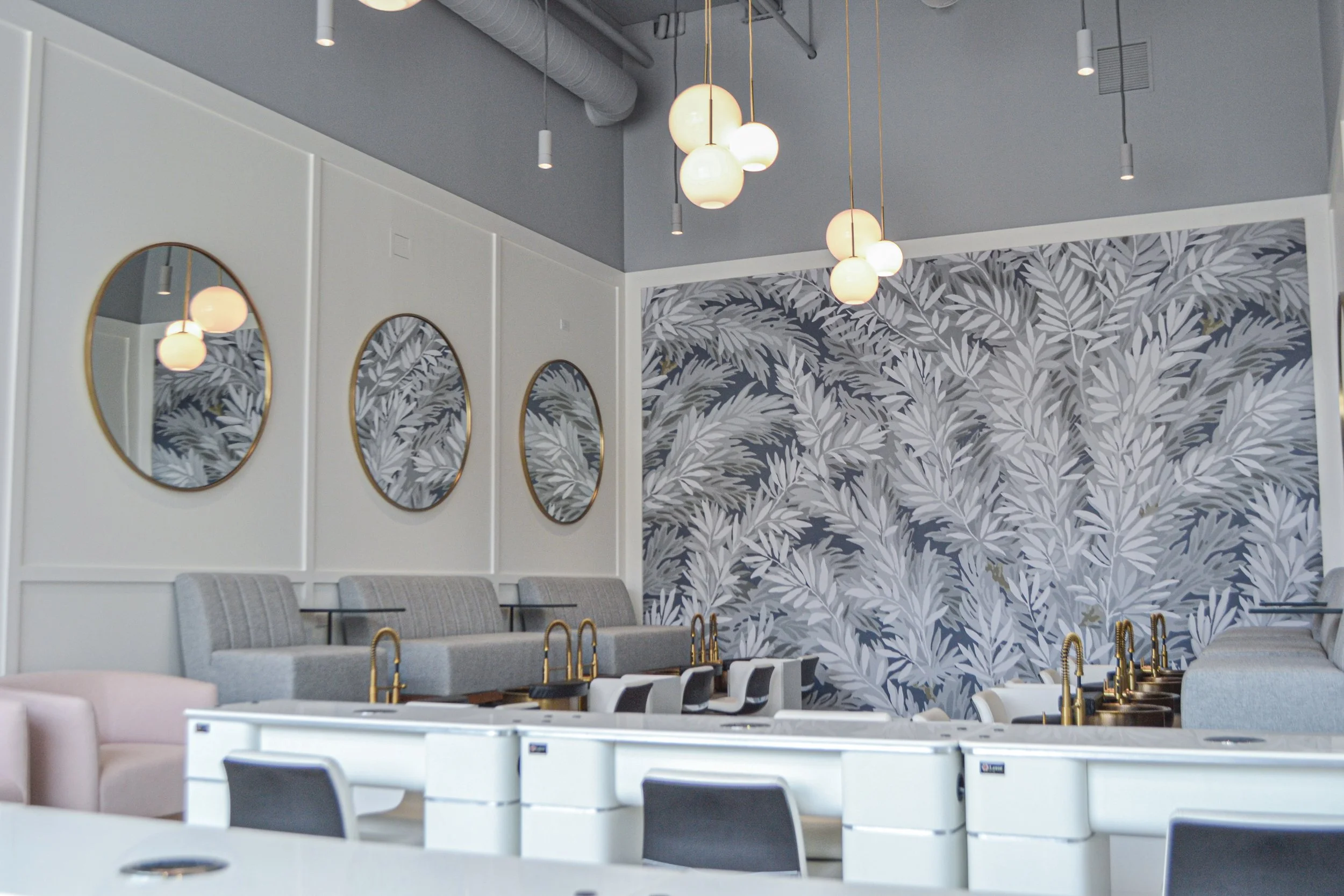 Willow Nail Salon in Wauwatosa, WI (4)