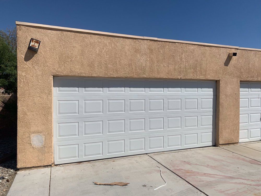 Shadow Hills Garage Doors in Indio, CA (4)
