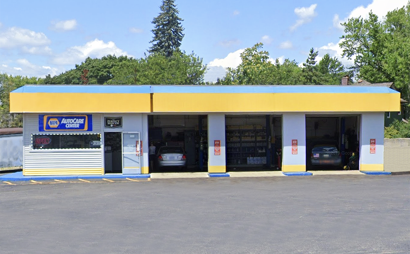 Royal Oak Auto Service, LLC in Royal Oak, MI