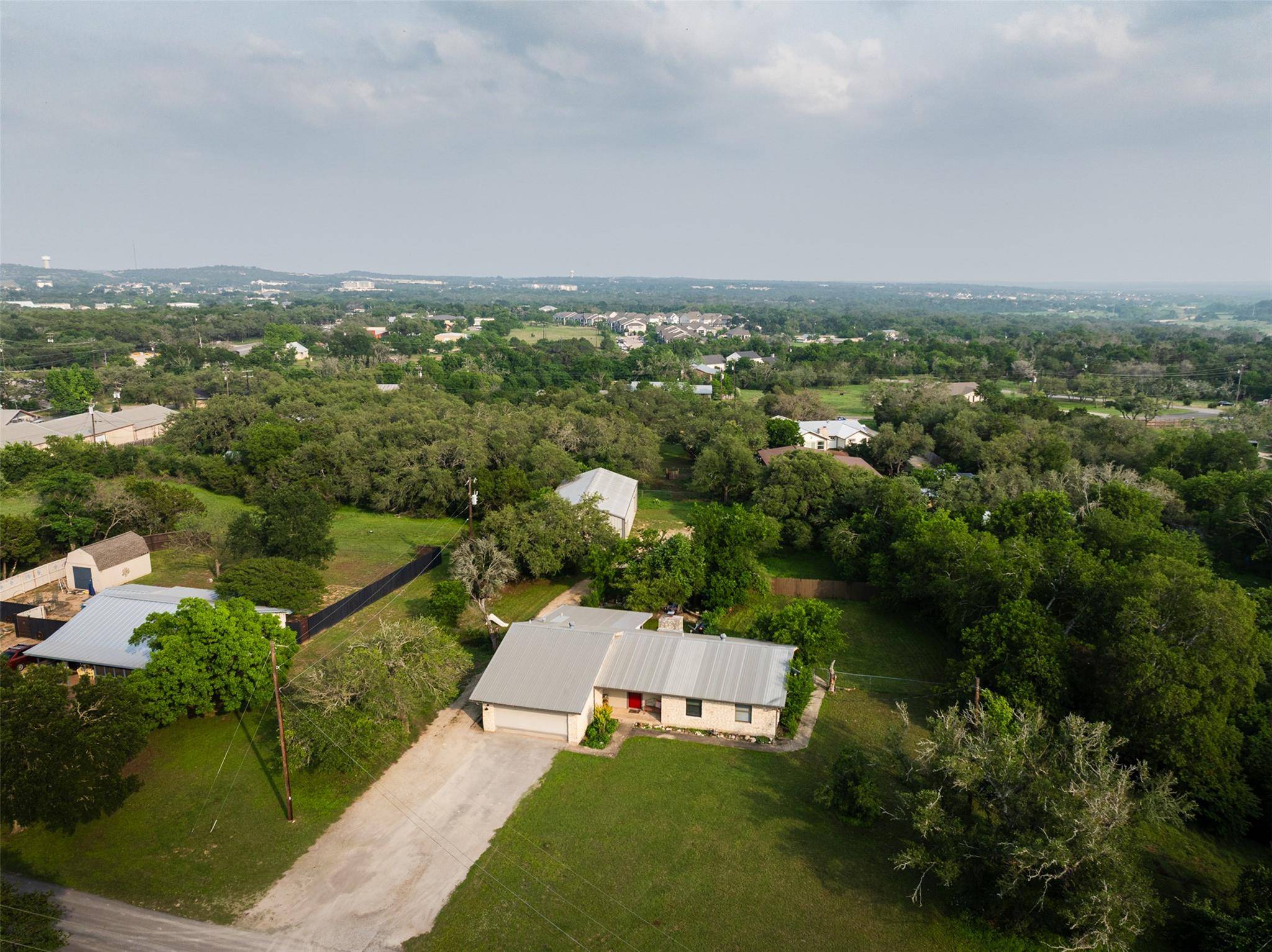 Dripping Springs Realtors - Mercer Street Real Estate Brokerage w/ Melissa Roberts & Amy Paczosa Runyan in Dripping Springs, TX (4)