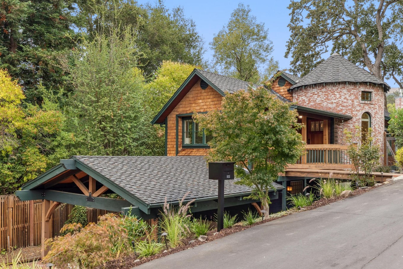 Brydon & Ives Real Estate Team in Lafayette, CA
