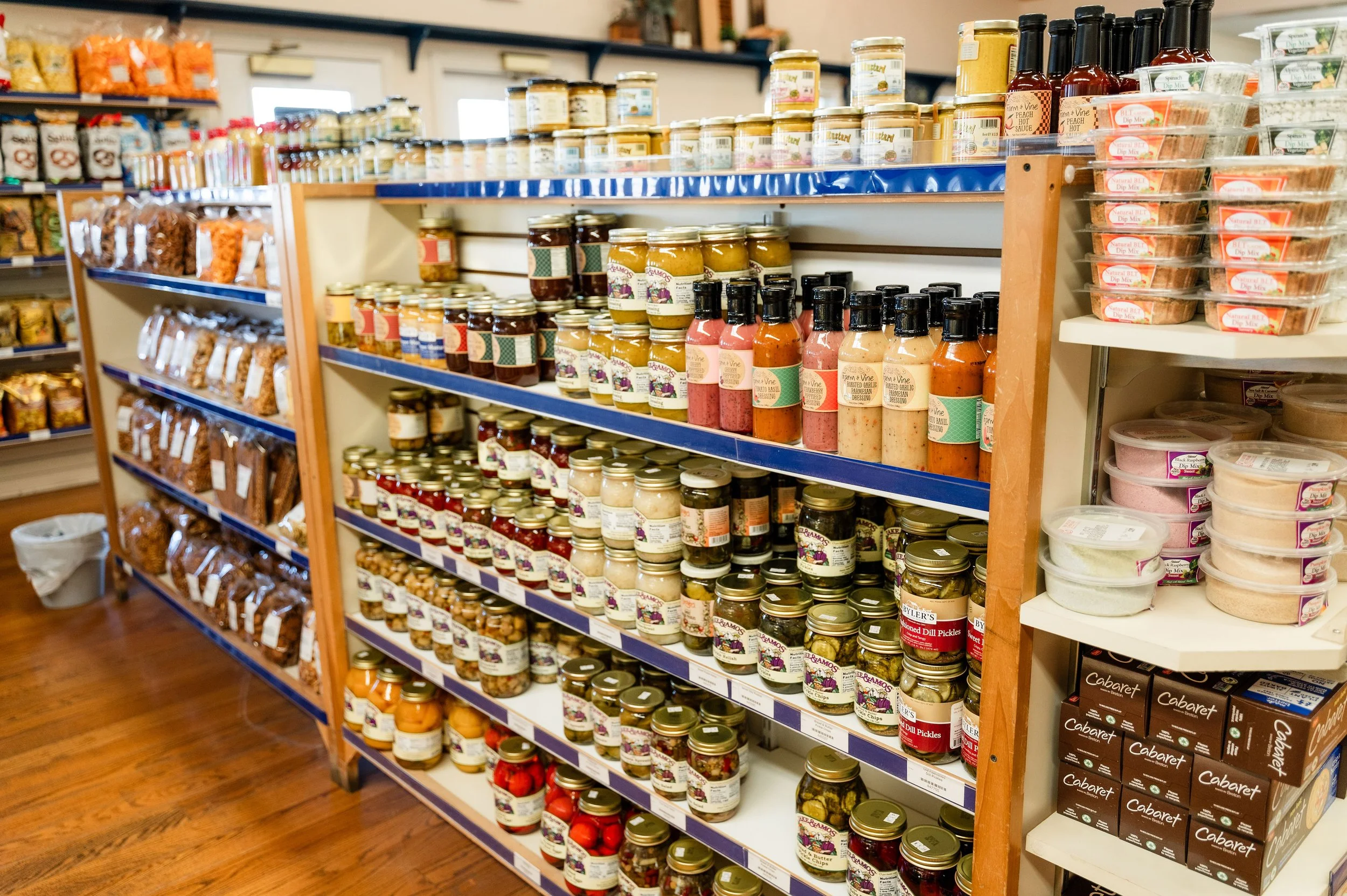 Dutch Cupboard in Columbiana, OH (3)