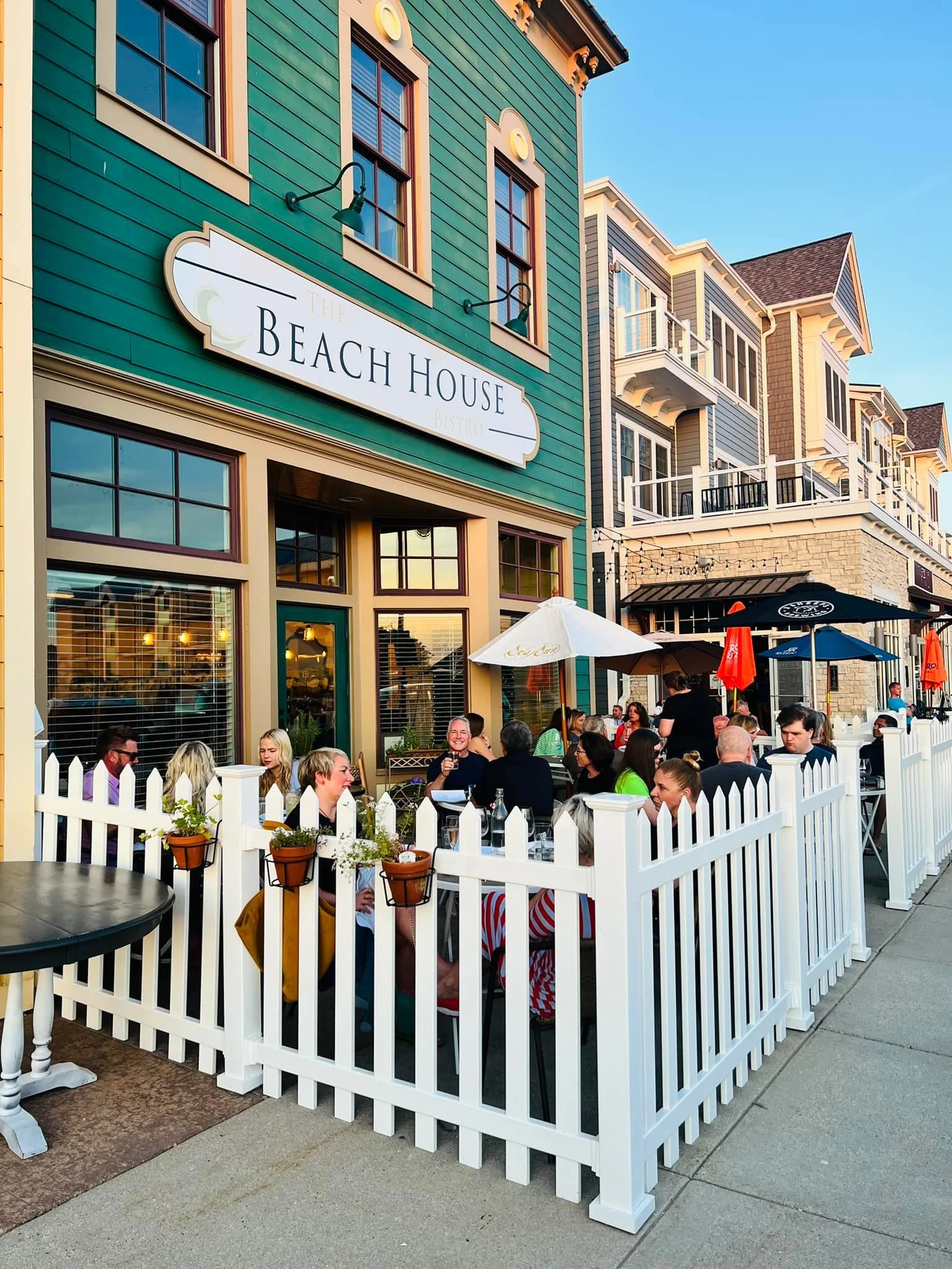The Beach House Bistro in Pewaukee, WI (3)