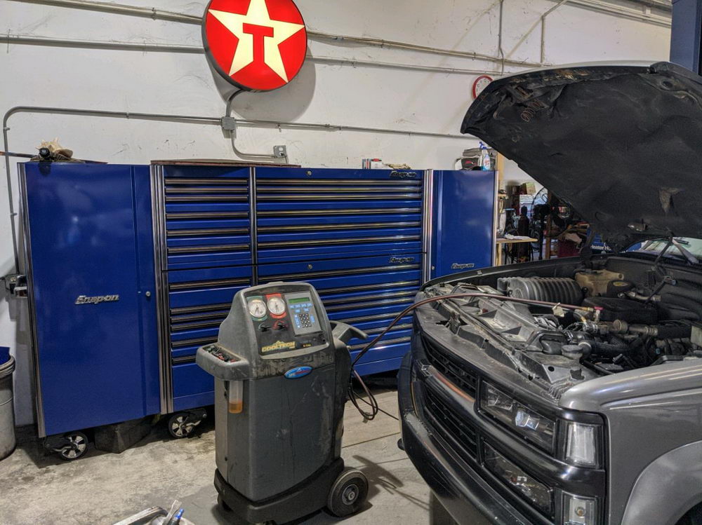 Devlin Automotive in Point Harbor, NC (3)