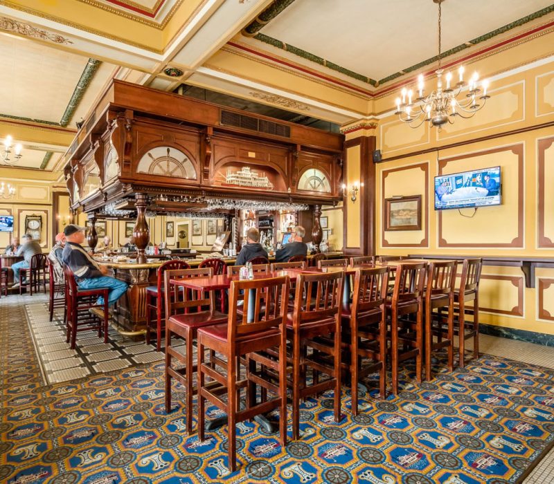 Riverfront Bar & Grill in Marietta, OH