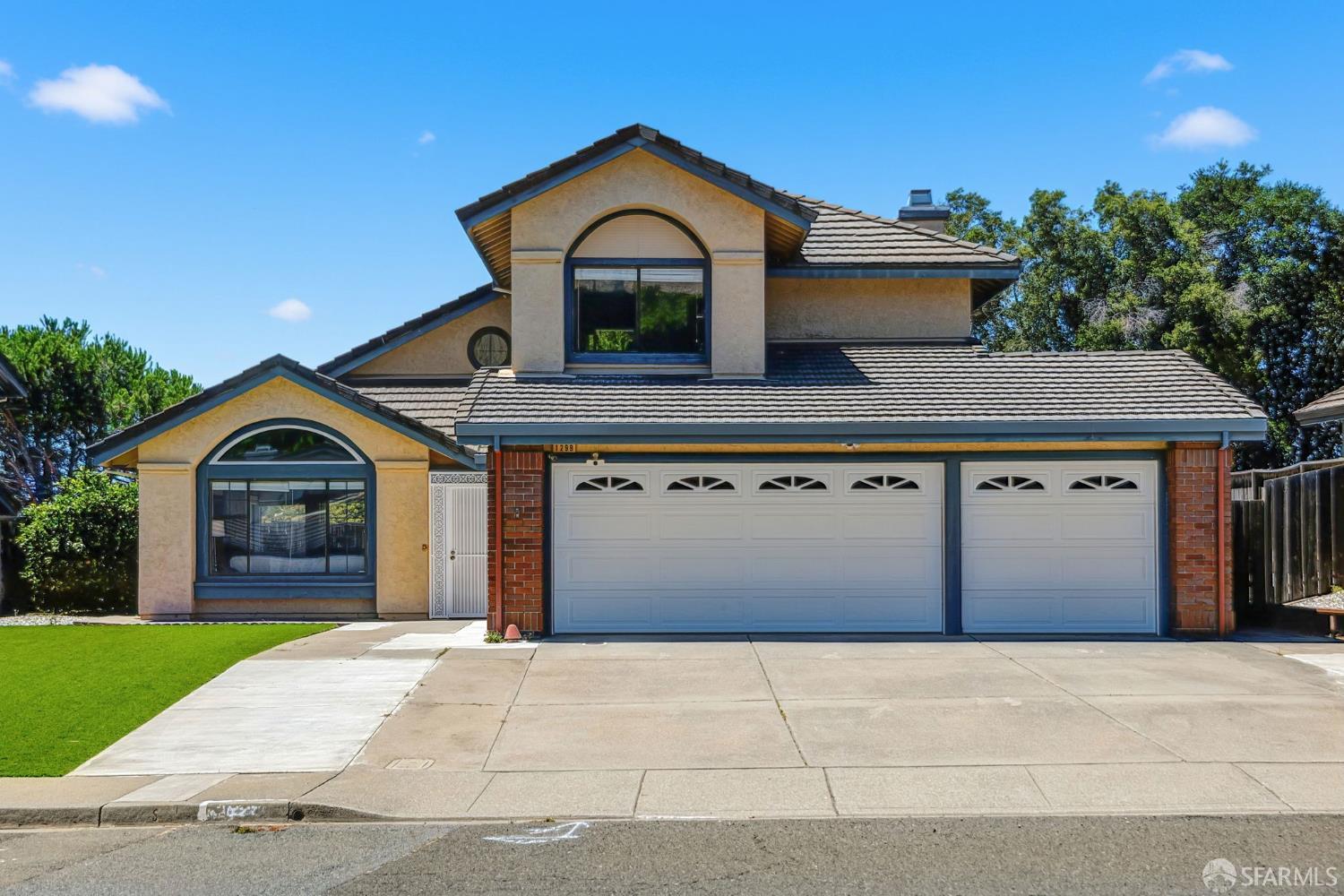 Michelle Kim | Mosaik Real Estate | Top 1% SF Realtor in San Francisco, CA