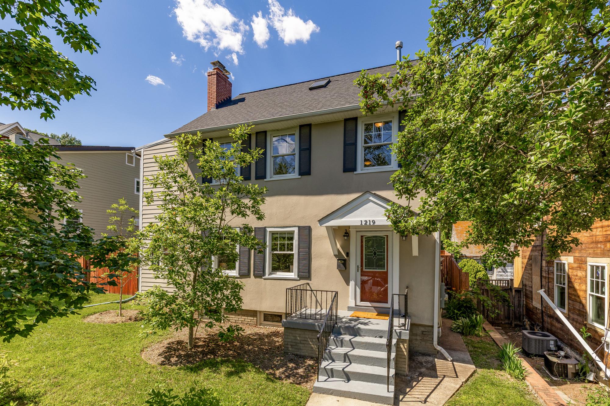 Lindsay Clark and Brian Van Wye, Realtors, Clark and Van Wye Group of Compass in Chevy Chase, MD (2)
