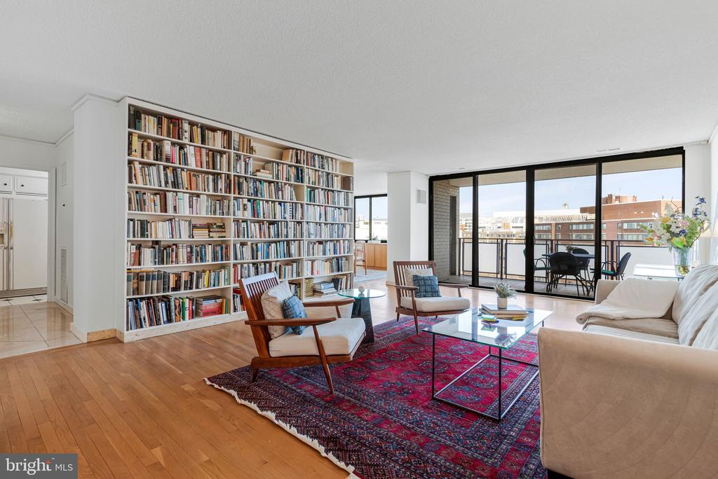 Lindsay Clark and Brian Van Wye, Realtors, Clark and Van Wye Group of Compass in Chevy Chase, MD (4)