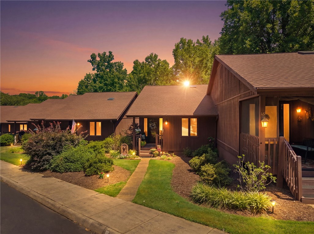 Jenny Burton, Real Broker, LLC in Piedmont, SC (2)