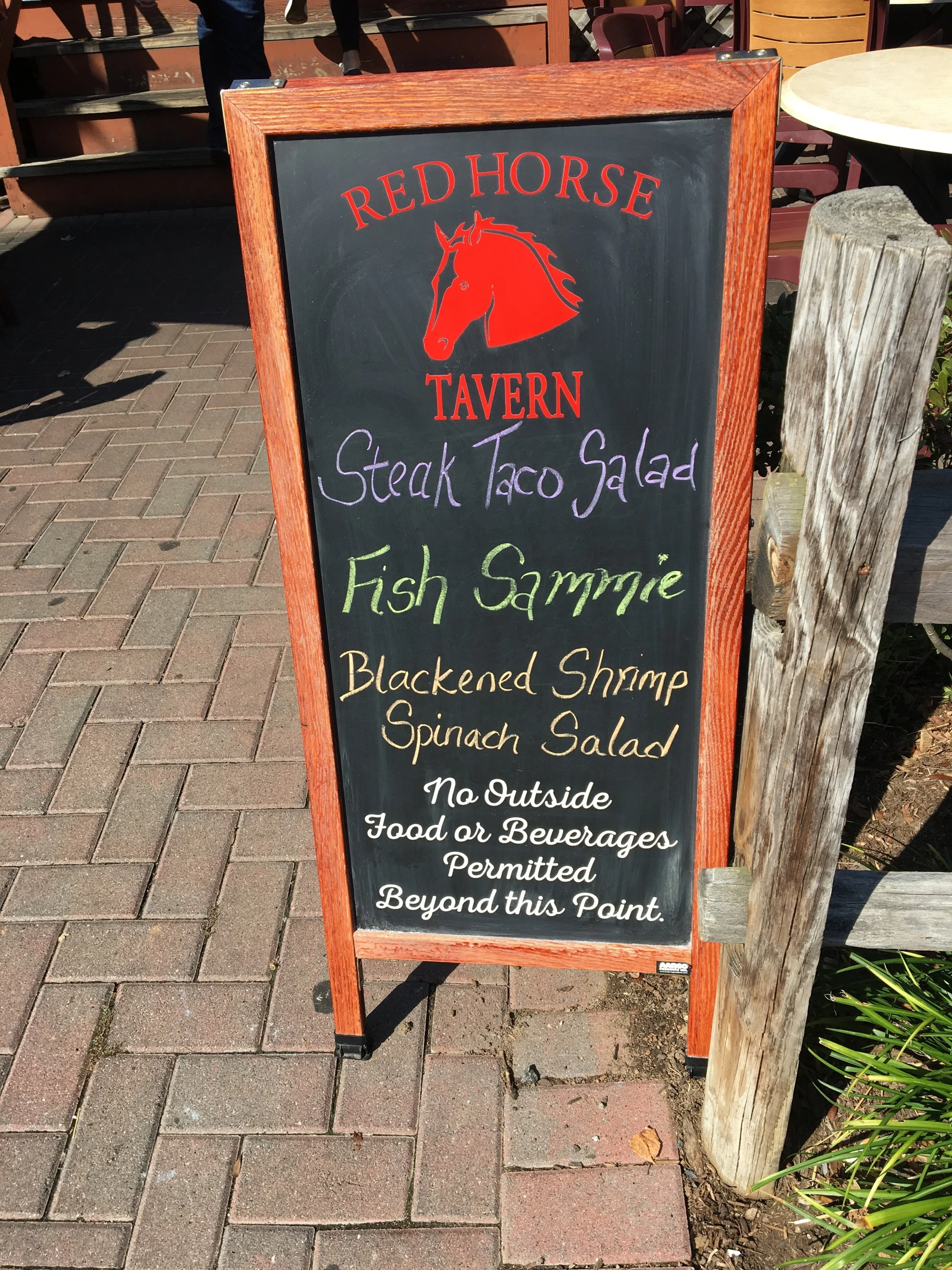 Red Horse Tavern LLC in Middleburg, VA