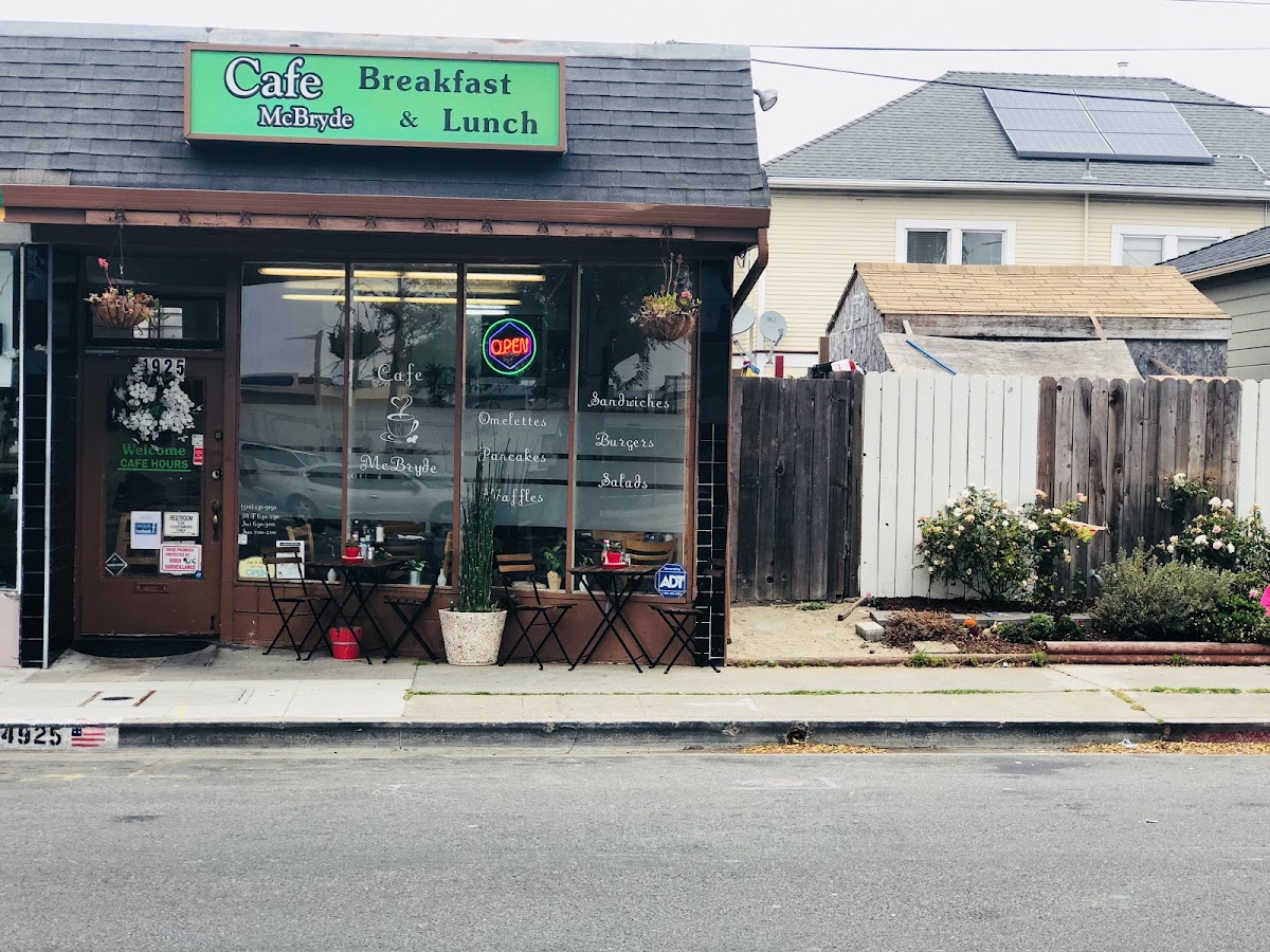 Cafe McBryde in Richmond, CA (3)