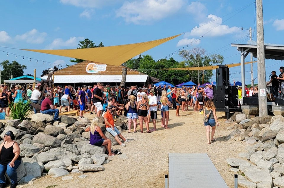 Sunset Bar & Grill in Fort Atkinson, WI (4)