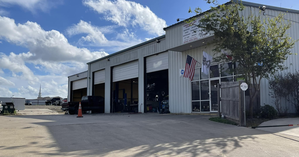Chuck's Garage in Killeen, TX