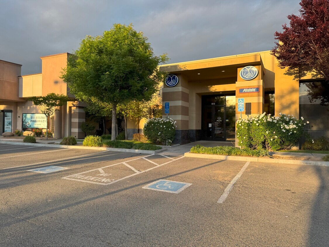 Kirk Atamian Commercial Real Estate in Madera, CA (5)
