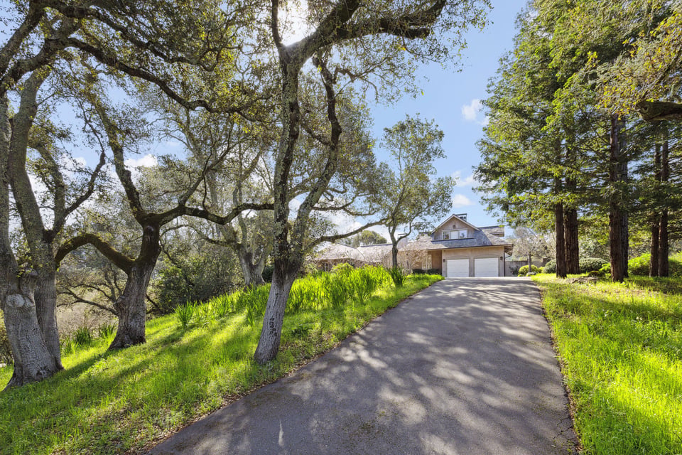 Donna Goldman COMPASS DRE# 01408527 in Larkspur, CA (2)