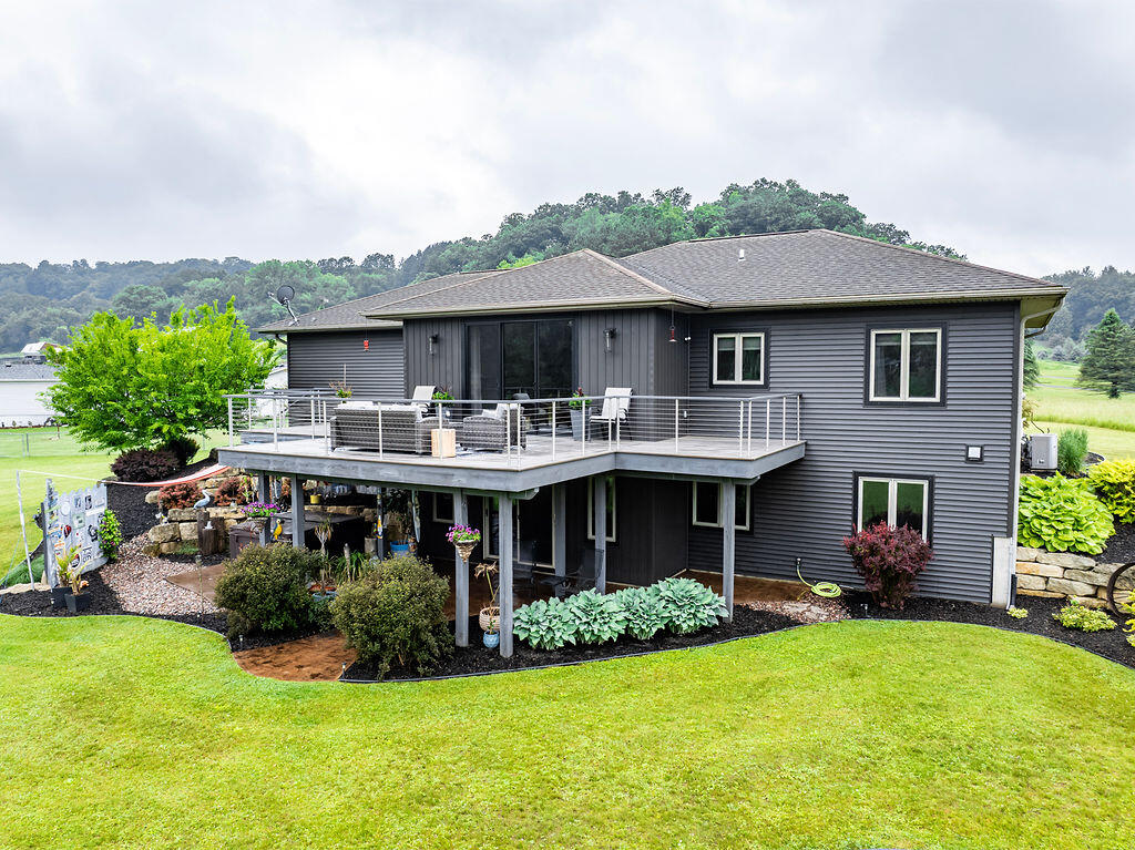 Alexa Jerue - RE/MAX Results Onalaska in Onalaska, WI (2)