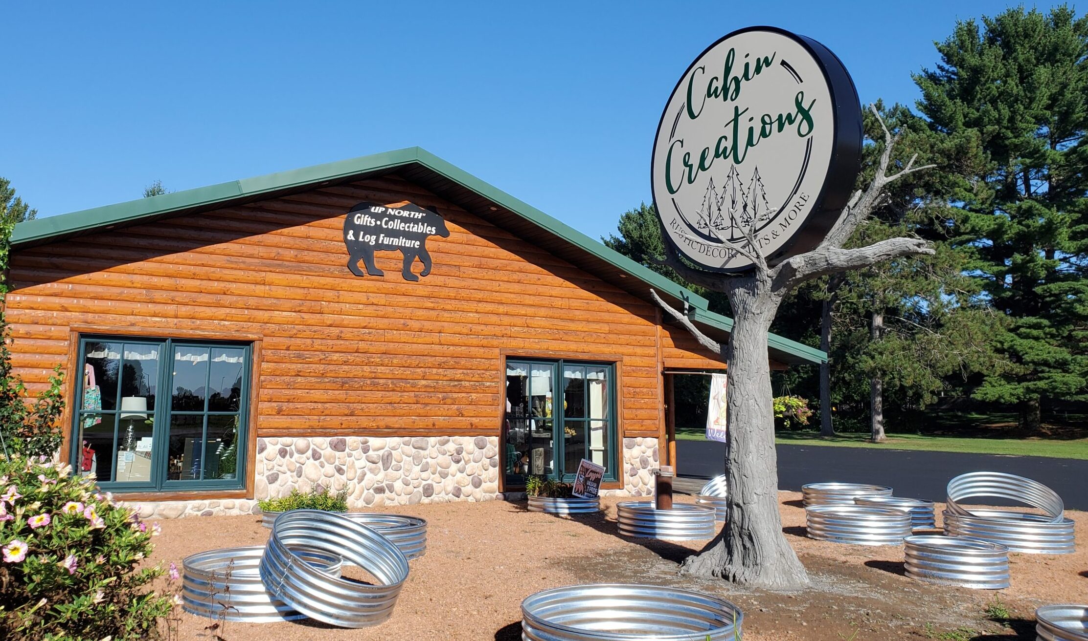 Cabin Creations in Phillips, WI