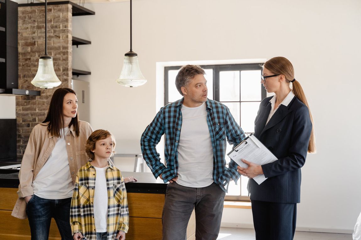 Mistie Taylor Realtor- Broker in Bedford, IN (2)
