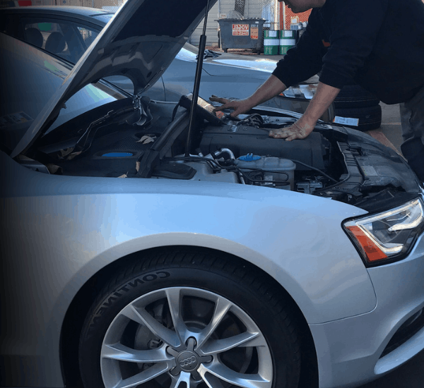 Oakmont Automotive in Verona, PA