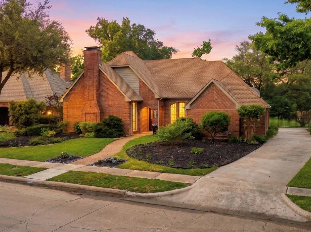 INXT Realty Group in Dallas, TX (5)