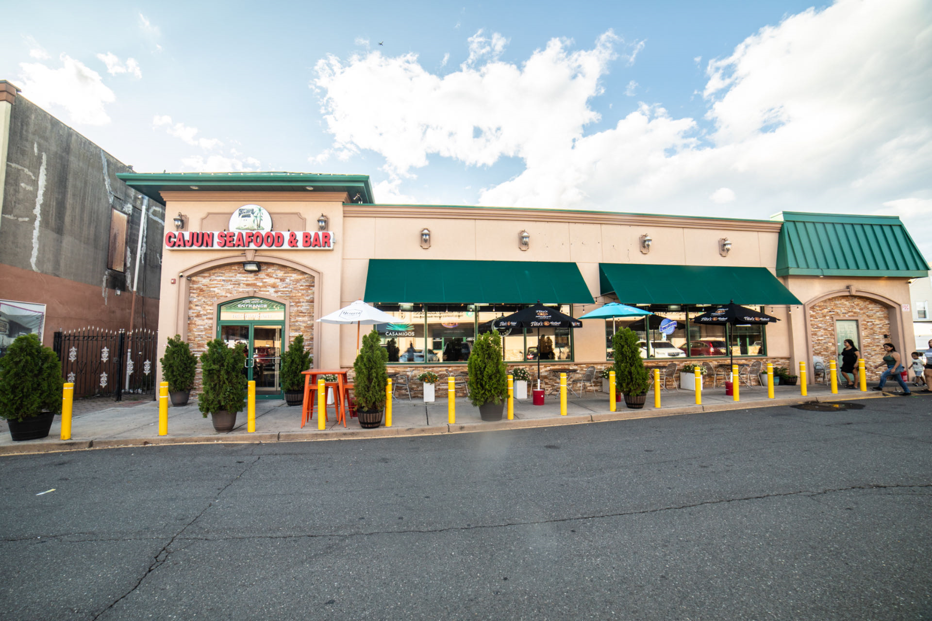Crab Island Cajun Seafood & Bar in Clifton, NJ (3)
