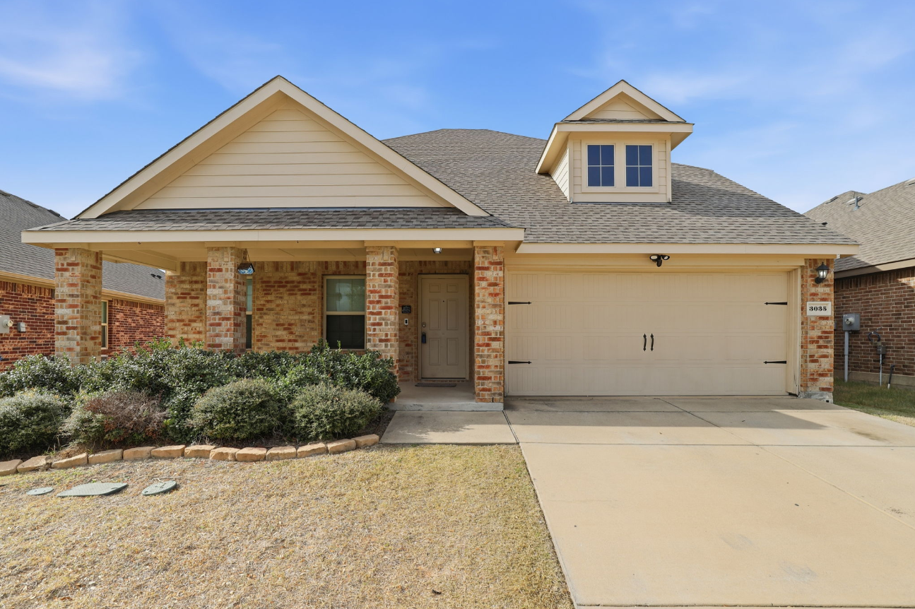LaShonda Real Estate Broker - The Empire Realty Group in Duncanville, TX
