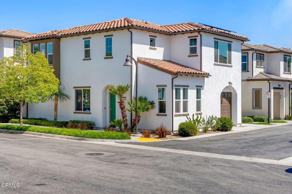 Juliana Lisheski - LIV Sotheby’s International Realty in Ventura, CA (6)