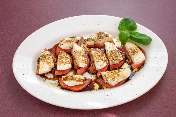 Alfredo's Mediterranean Grille and Steakhouse in Charles Town, WV (2)