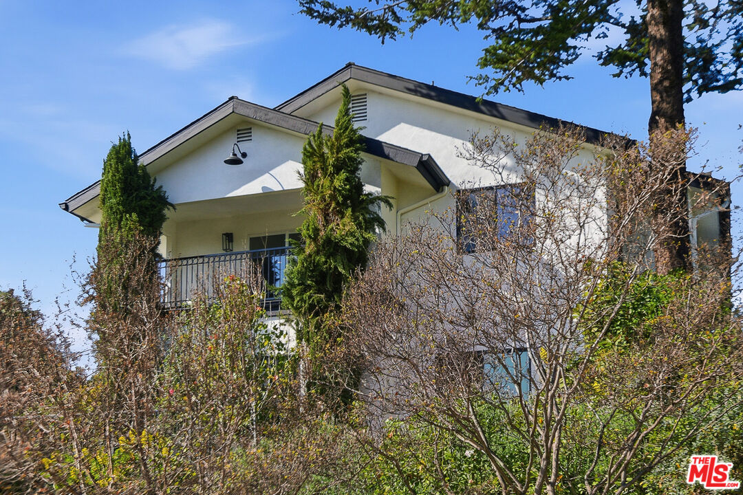 Trevino Properties in La Crescenta-Montrose, CA (2)