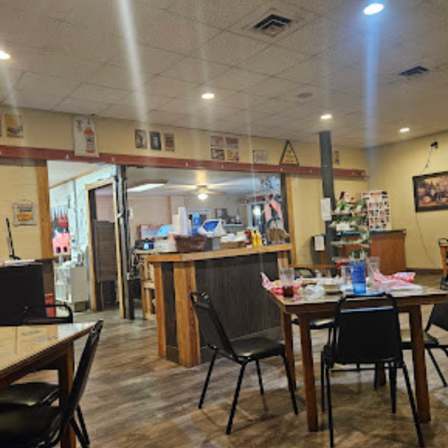 Bill & Dave's Smokin' Pit in Tell City, IN (3)