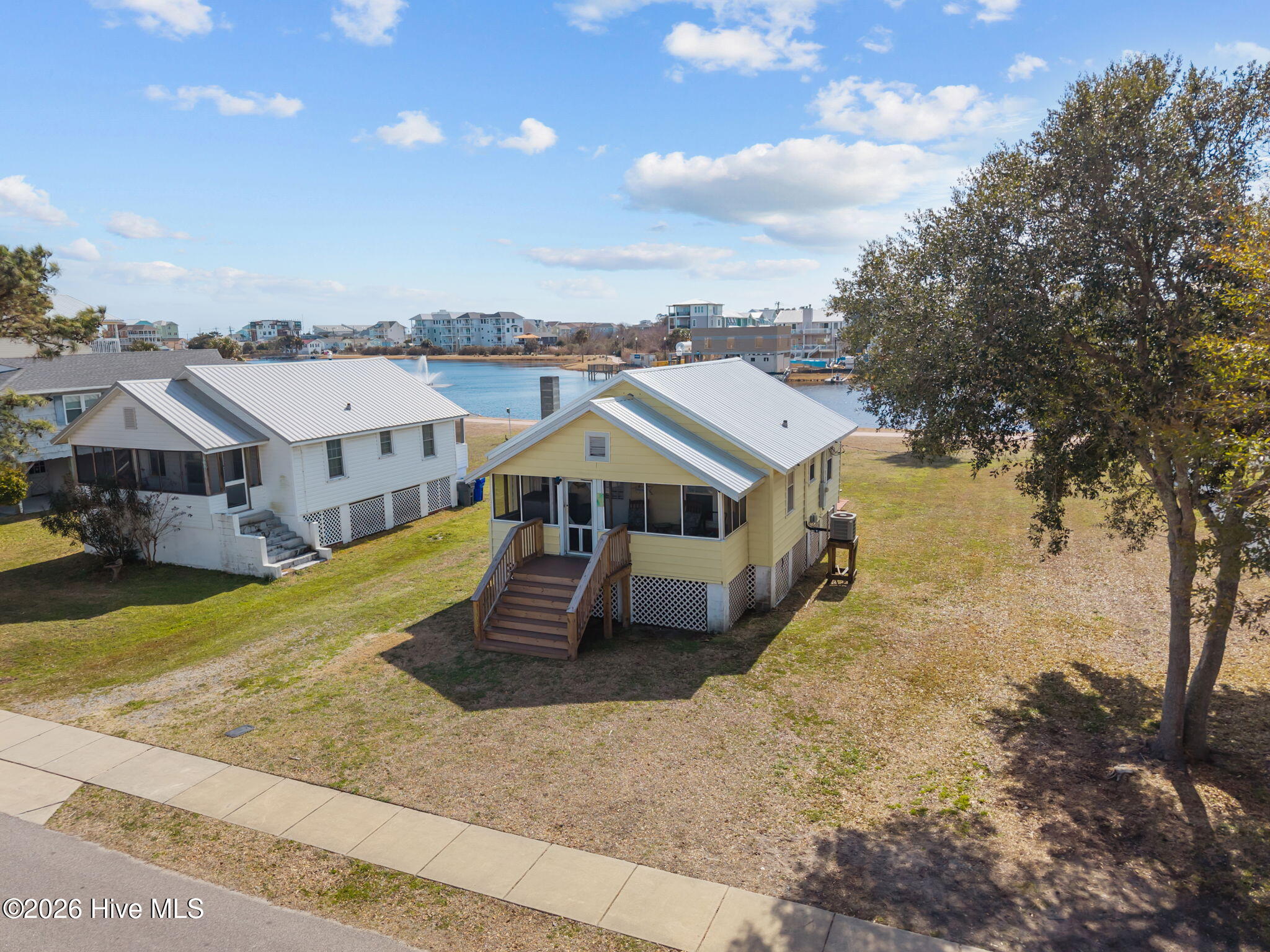 Kristen Dunn Real Estate - BlueCoast Realty Corporation in Carolina Beach, NC (3)