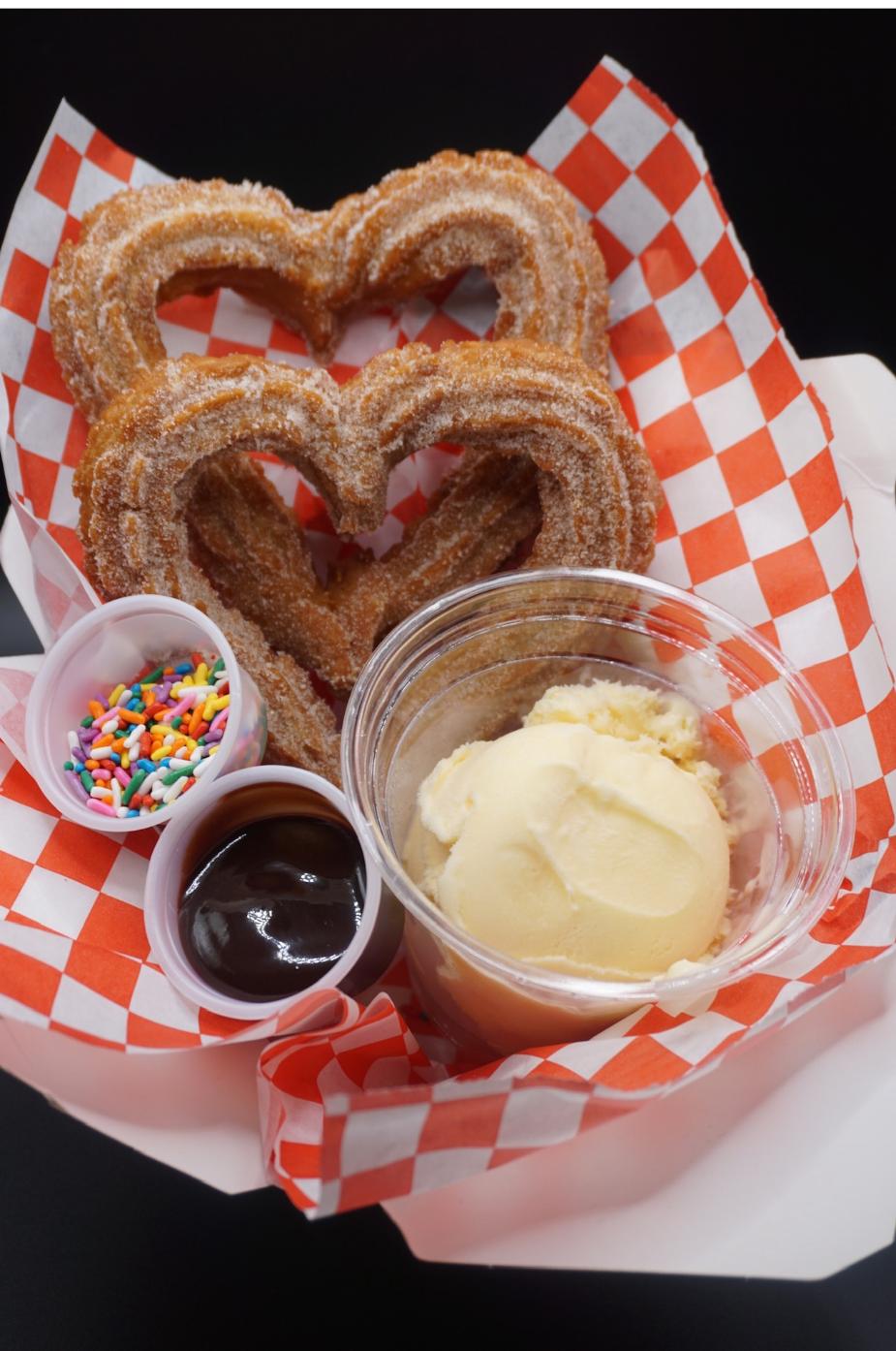 Churro Truck in Moreno Valley, CA (2)