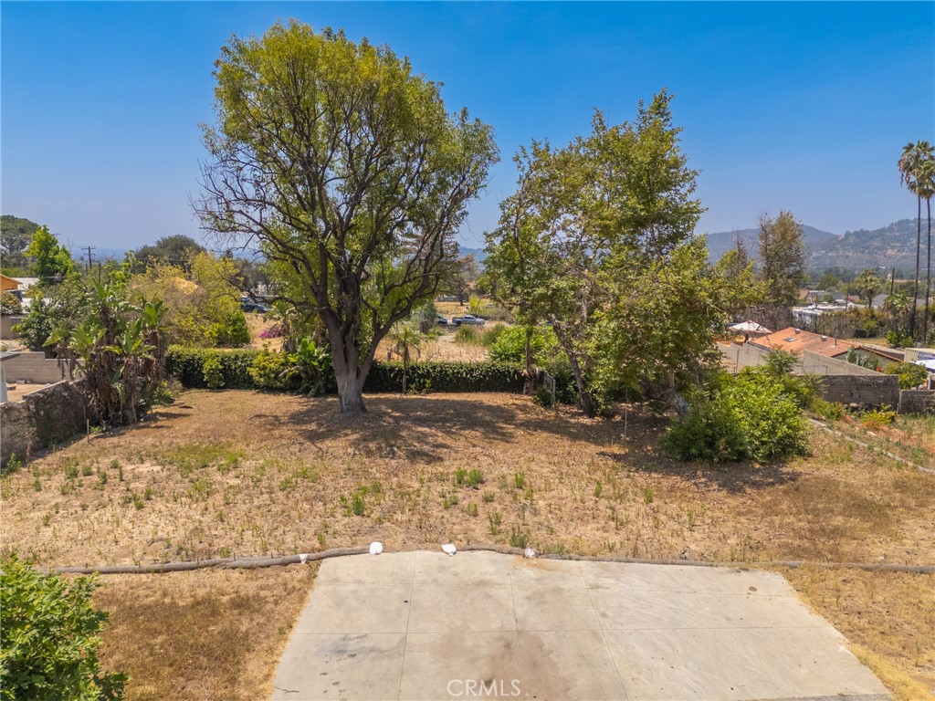 Hill Top Real Estate in Glendora, CA