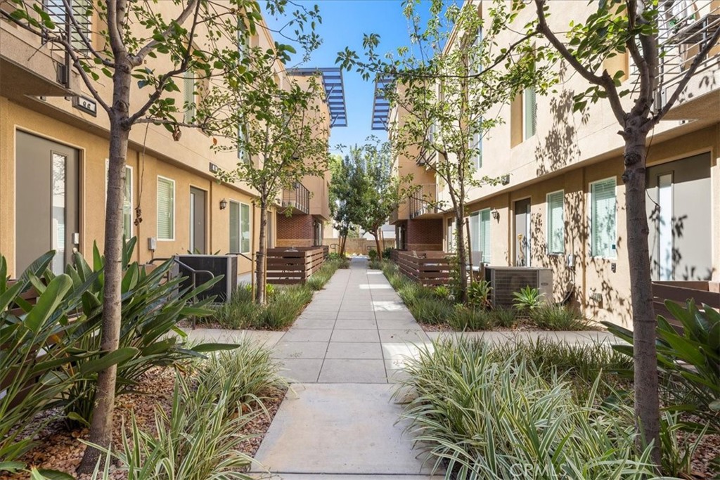 Hill Top Real Estate in Glendora, CA (2)